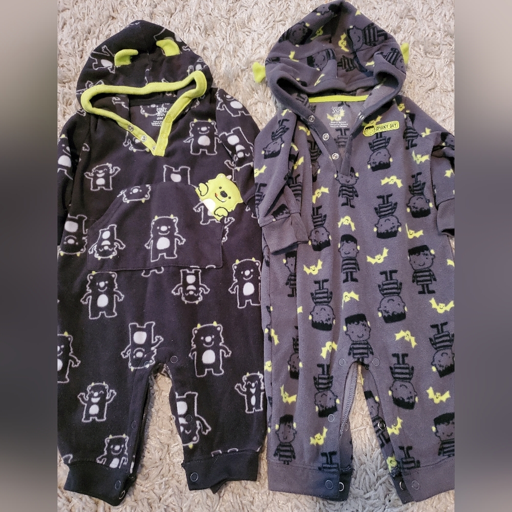 2 Fleece Carter's outfits 6M light grey & dark grey w/ lime green trim & accents